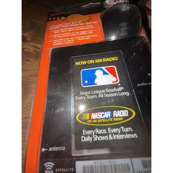 XM Direct XMD1000 Universal XM satellite Radio Tuner for Vehicle - Picture 3 of 5